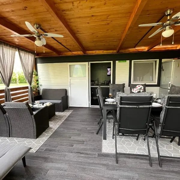 Mobile home T&N - Camp Velenje, hotel a Velenje