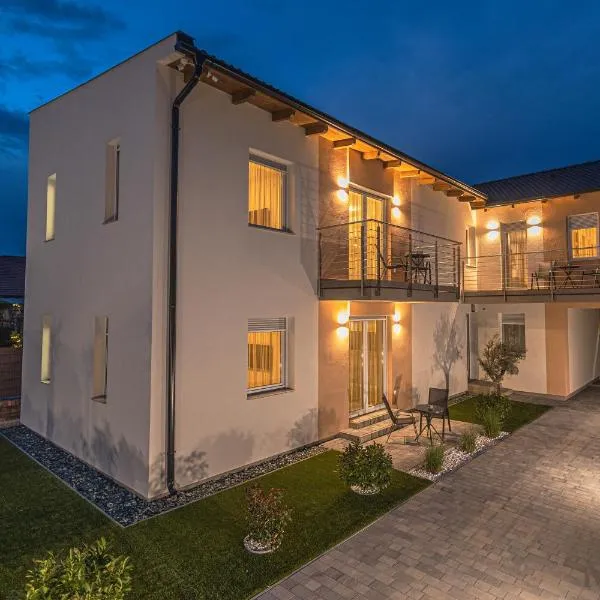 Melomi Apartman, hotel em Sárvár