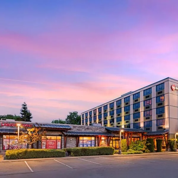 Best Western Plus Barclay Hotel, hotel v destinaci Port Alberni