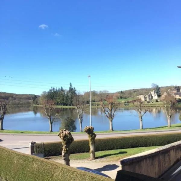 Gîtes du duvet d'oie, hotel v destinaci Saint-Évroult-Notre-Dame-du-Bois