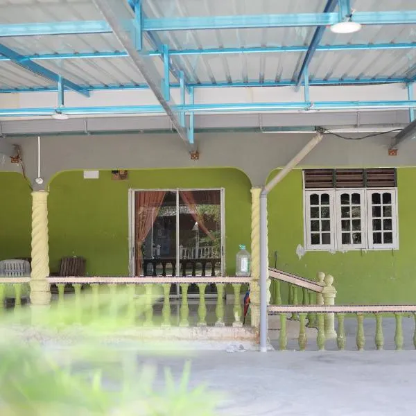 Seri Tempurung Homestay, hotel v destinaci Cukai