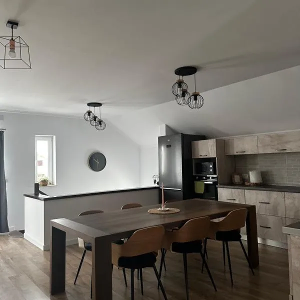 Vila Oasis, хотел в Орадя