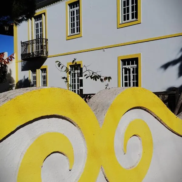 Casa do Castelo, hotel in Fronteira