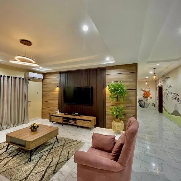 Integral Consults Apartment, hotel v destinaci Abudža