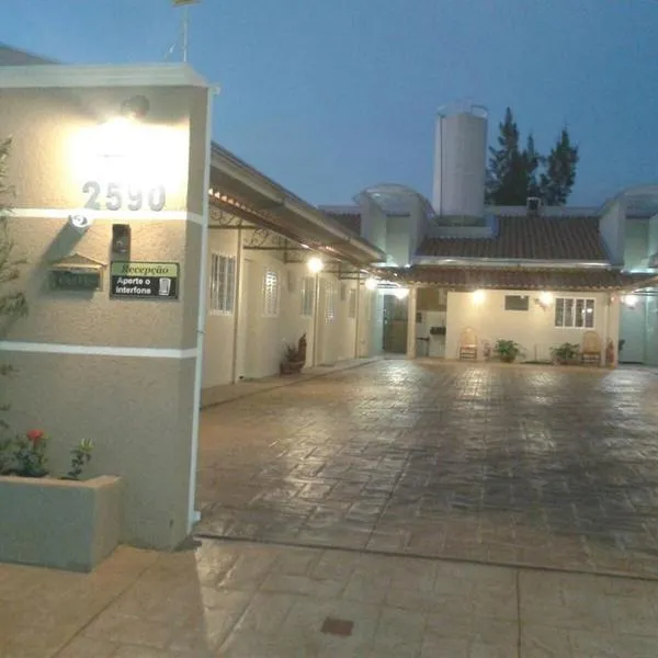 Pousada Flat di Antoninni, khách sạn ở Olímpia