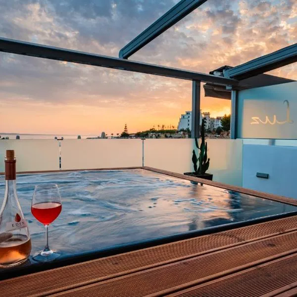 Da Luz Boutique Hotel, hotel di Sarandë