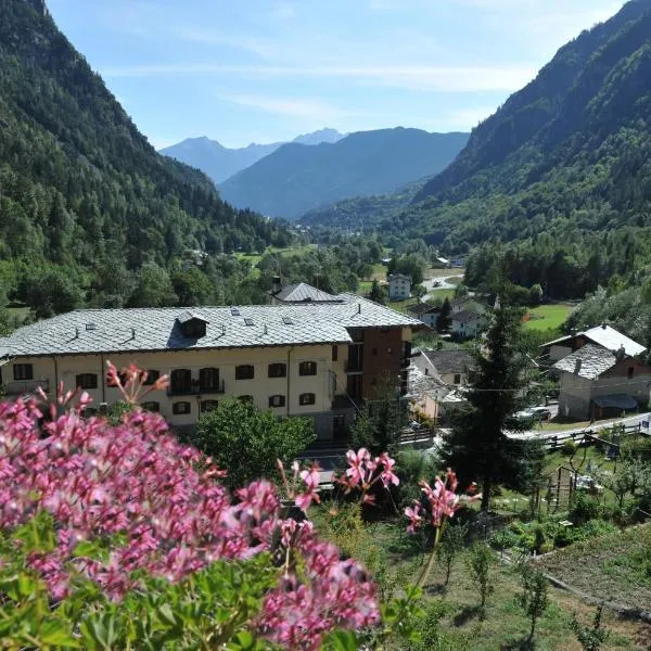 Residence Bellevue, hotel v destinaci Antey-Saint-André