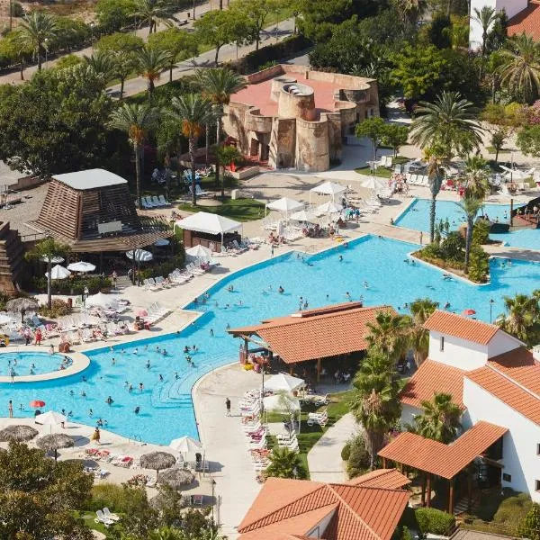 PortAventura Hotel El Paso - Includes unlimited access to PortAventura Park & 1 access to Ferrari Land, hotel v destinácii Salou