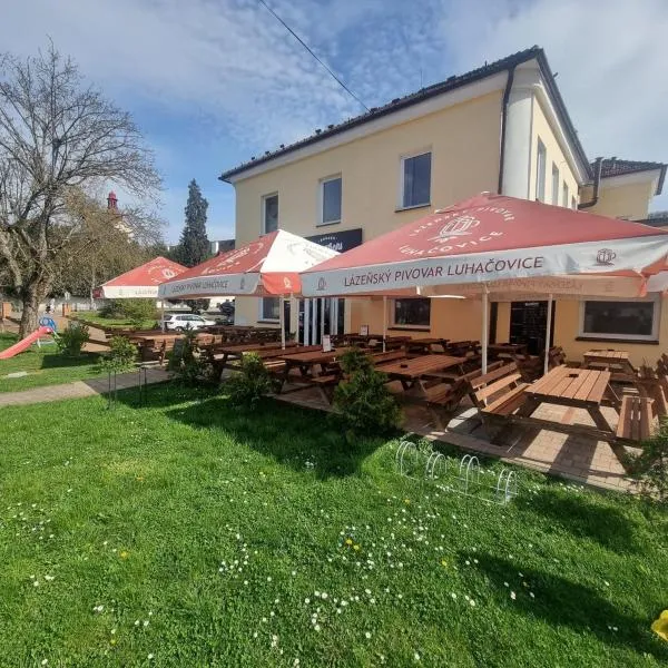 Penzion Brothers U Koňa, hotelli kohteessa Luhačovice