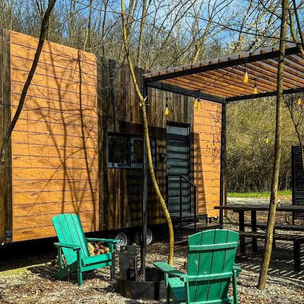 Almásglamp, hotel v destinaci Zebegény