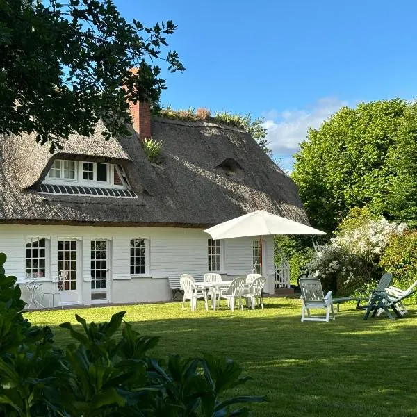 La chaumière, hotel v destinaci La Haye-Aubrée