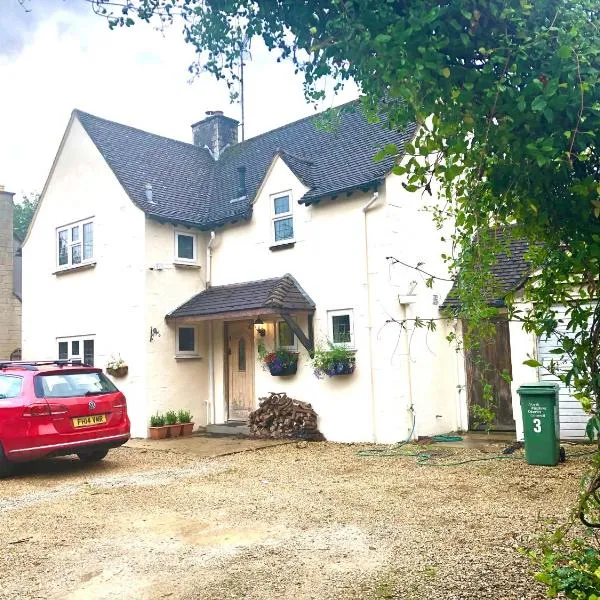 Relax and unwind at Windrush Lodge, hotel v destinaci Lydiard Millicent