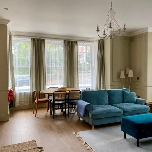 Garden Beach Apartment, Hunstanton Norfolk, hotel in Hunstanton