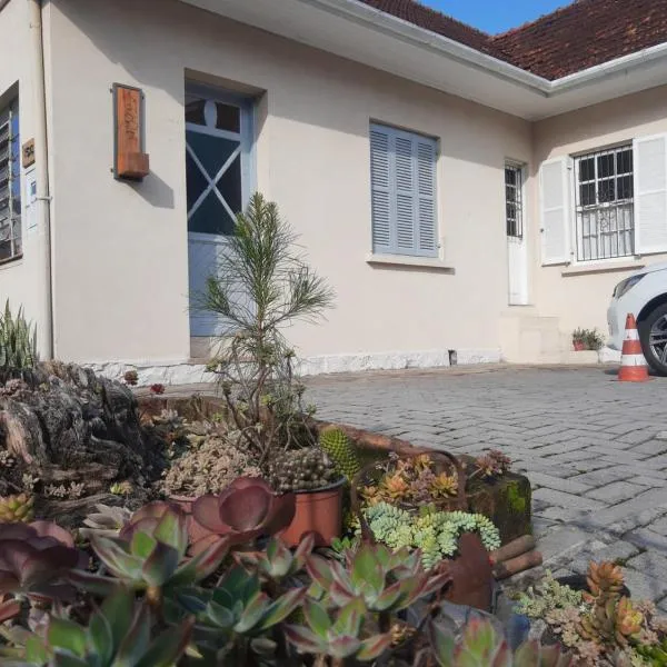 Hospedagem 154 Colonial, hotel em Gramado