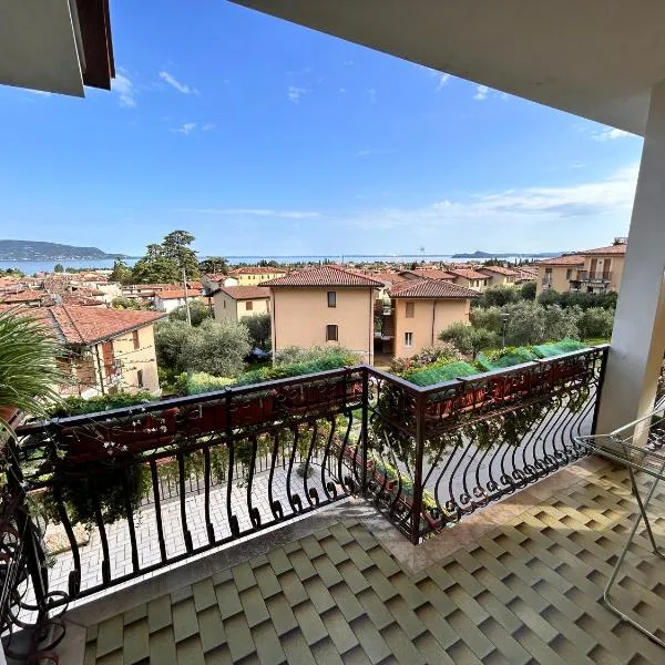 Appartamento BIANCA, hotelli kohteessa Toscolano Maderno