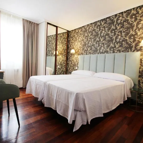 Hostería de Adarzo auto check, hotel in Santander