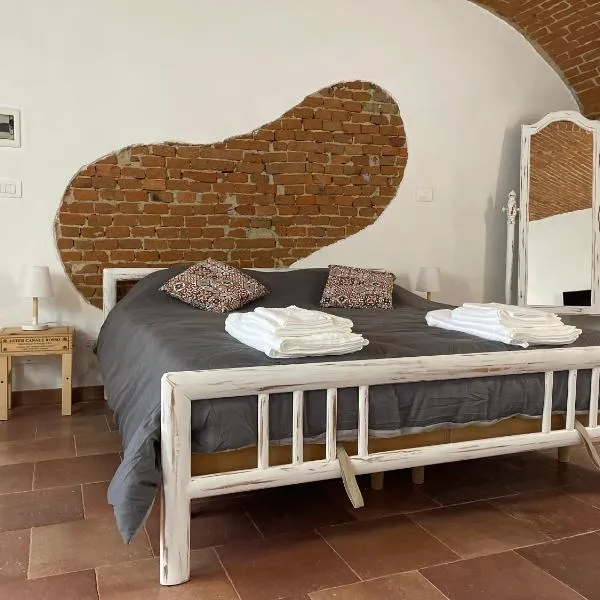 Cascina Mabette, hotel in Farigliano