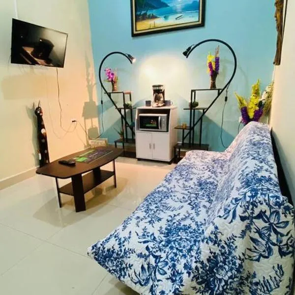 Brand New Descanso del Perezoso, hotel in Manuel Antonio