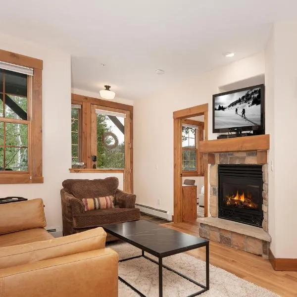 Sundog Condo in Granby Ranch, hotel v destinaci Granby