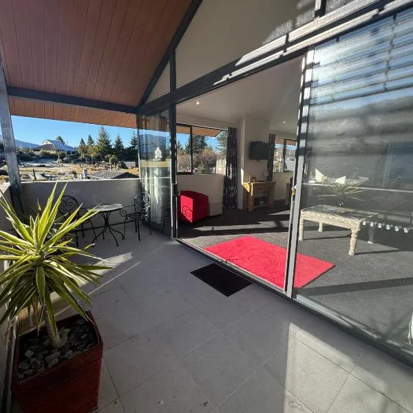 Apartment 01、ハンマー・スプリングスのホテル