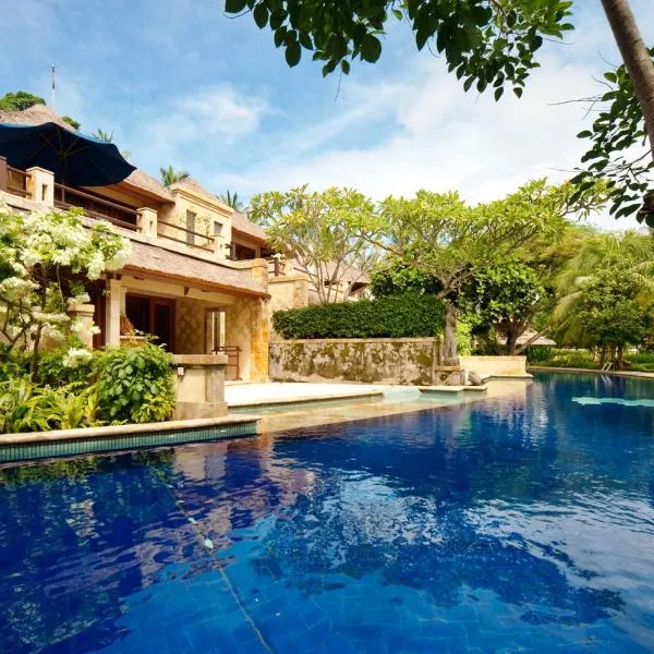 Pool Villa Merumatta Senggigi, hotel v destinaci Senggigi