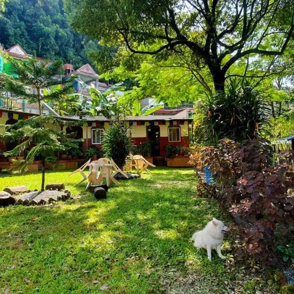 Passion Nepal Eco Lodge, hótel í Pokhara