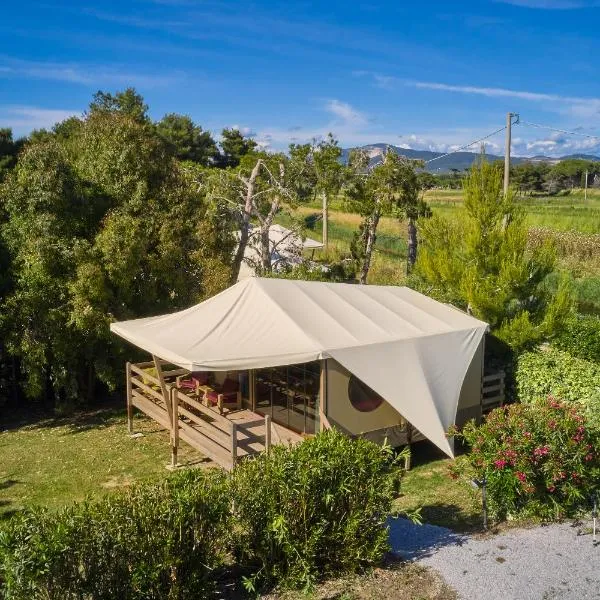 Glamping familiare vicino al mare, hotel v destinaci Piombino