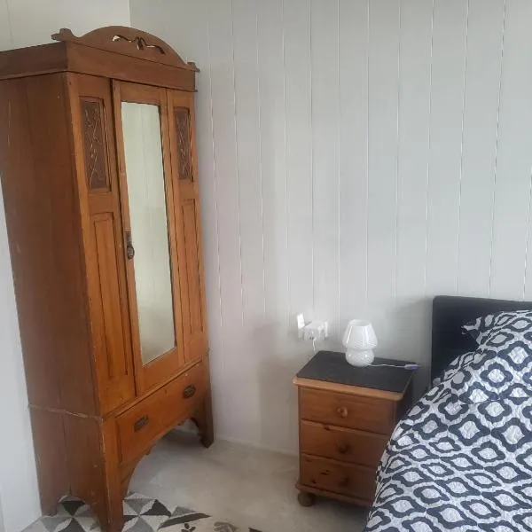 Number 17 B&B, hotell sihtkohas Fougerolles-du-Plessis