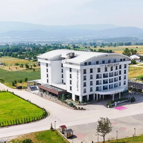 Karpalas City Hotel & Spa, hôtel à Kındıra
