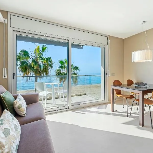 Hauzify I Apartaments La Martina, hotel v destinaci Torredembarra