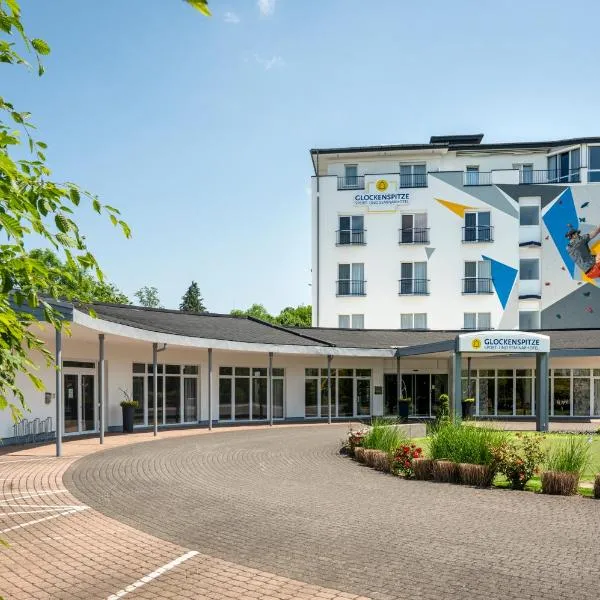 Sport- & Seminarhotel Glockenspitze, hotel a Hemmelzen