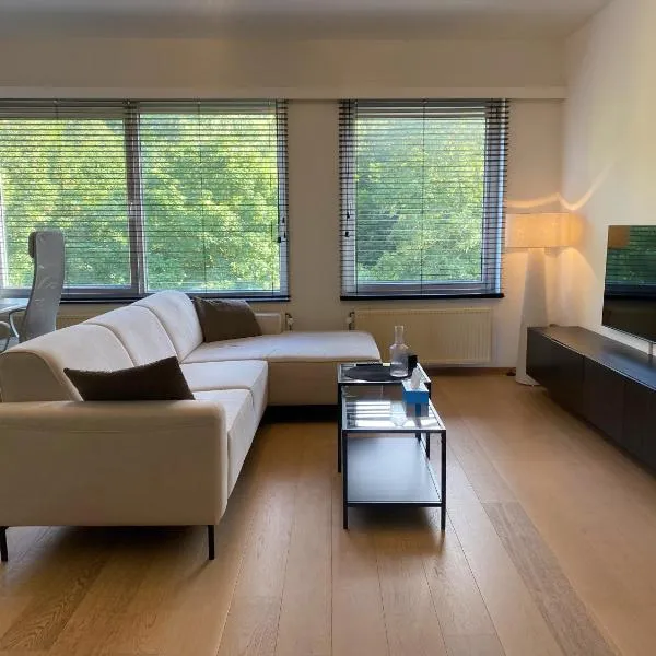 Cosy Apartment near Antwerp, hotel em Mortsel