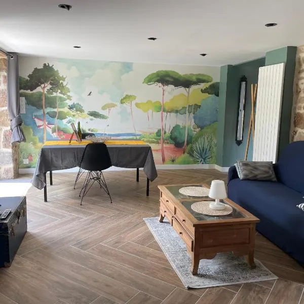Gîtes d Izel N1 entre terre et mer prés d'un golf, hotel di Ploemel