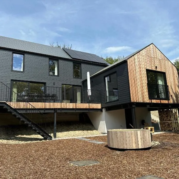 Living Lodges - Designer Lodge - Scandi Lodge, hotel en Durbuy