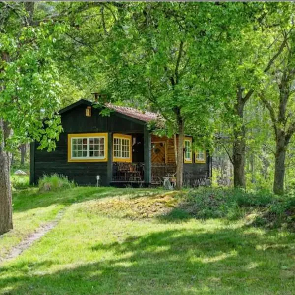 Segerhult Cottage 1700, hôtel à Flen