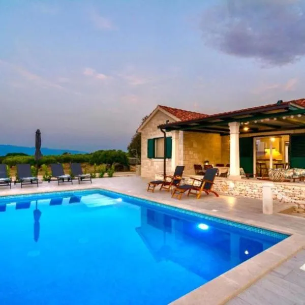Holiday home Blato, Hotel in Postira