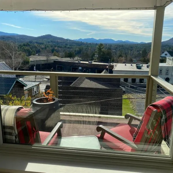 Amazing Mountain Views Lake Placid & 1980 Olympic Center, отель в Лейк-Плэсид