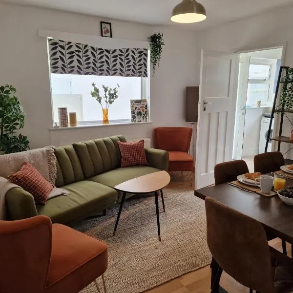 The Firs - 3 Bed Bungalow with parking, hotel in Oxford