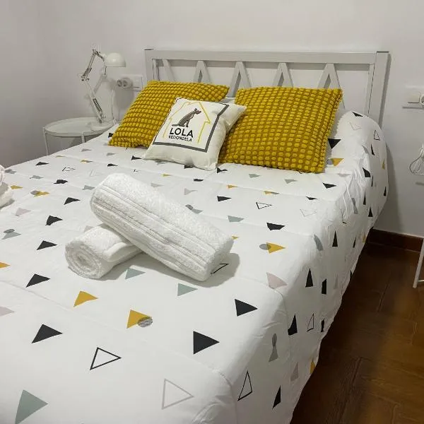 LolaREDONDELA, hotel em Redondela