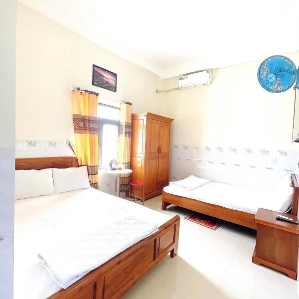 Nhà Nghỉ An Phát, hotel di Phú Hiệp