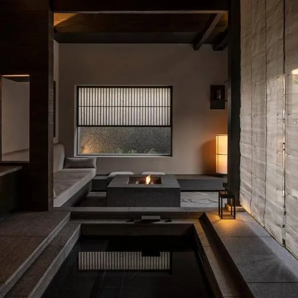 Private Korean-style house Sawyerjeong, hotel in Gyeongju
