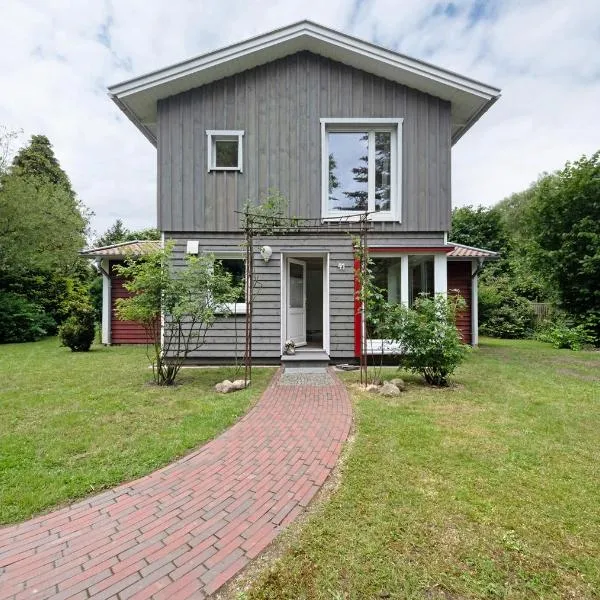 Ferienhaus Zwischen Den Seen，Dringenburg的飯店