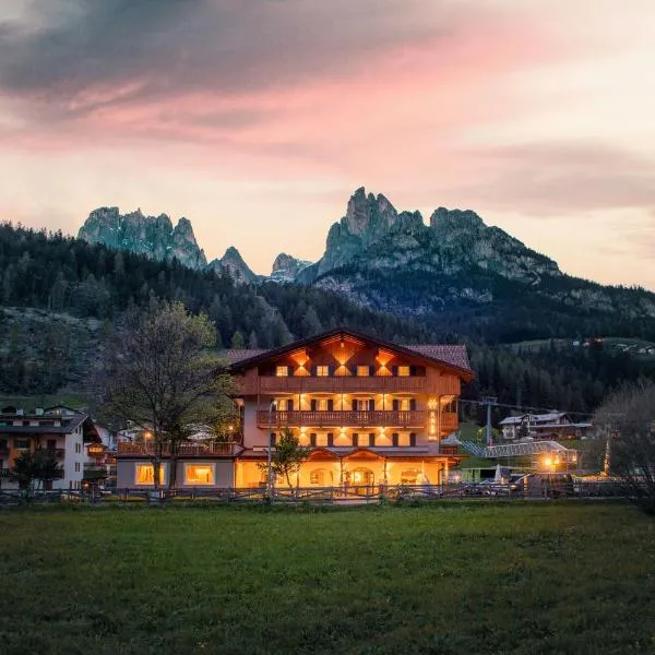 X Alp Hotel, hotel a Pozza di Fassa