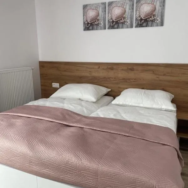 Viesnīca Rado Apartments pilsētā Svita