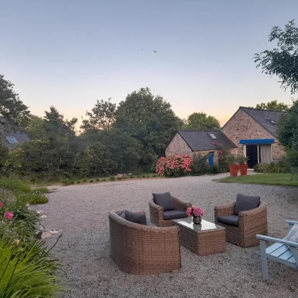 Le cottage – hotel w mieście Crozon