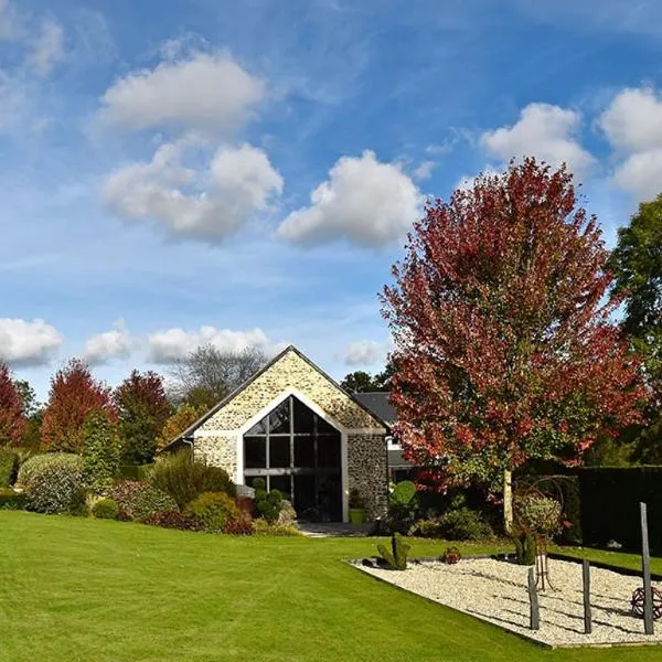 Domaine Albizia, hotel v destinaci Livry