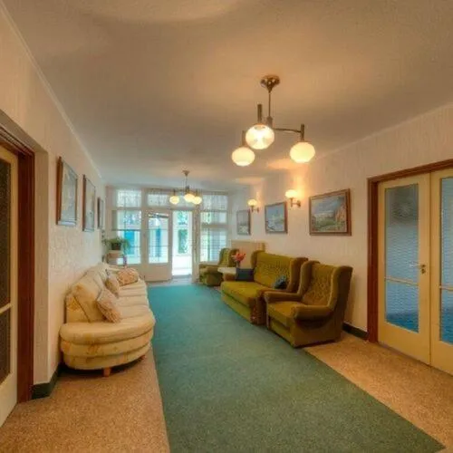 Retro Nádas Vendégház, hotel v destinaci Balatonlelle