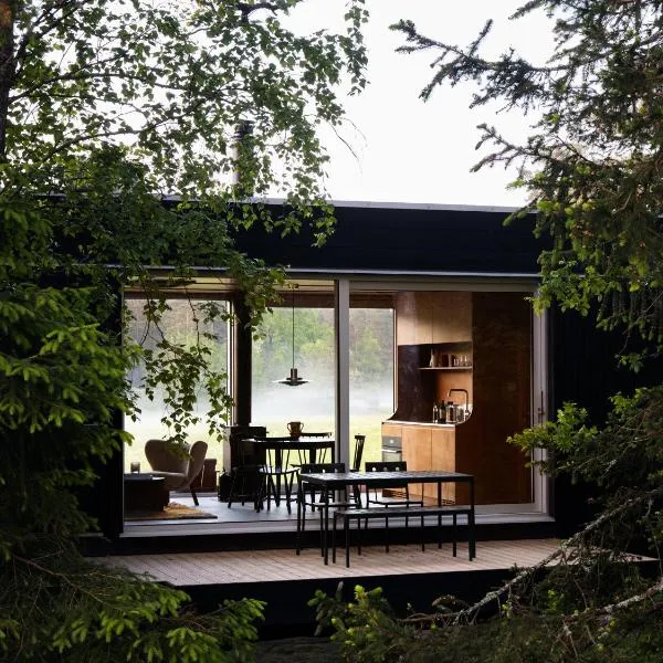 Landet, Designer Cabins in the Swedish Archipelago, hotel en Västerljung