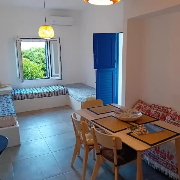 Lilian 2, hotel in Batsi