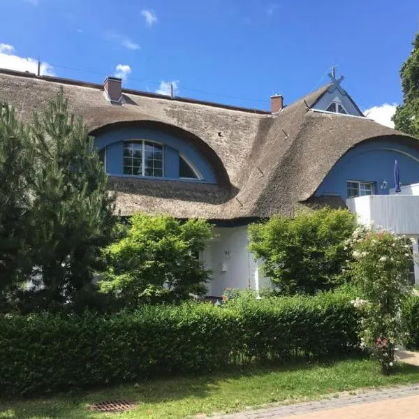 Ostsee Wellnessresidenz Wohnung 10 in Zingst, hotel in Zingst